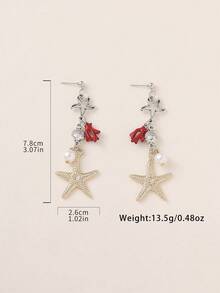 1 对航海风格天然贝壳金属海星串珠链流苏耳环，适合女性波西米亚风海滩度假休闲装。天然贝壳和贝壳的尺寸、形状和颜色略有不同