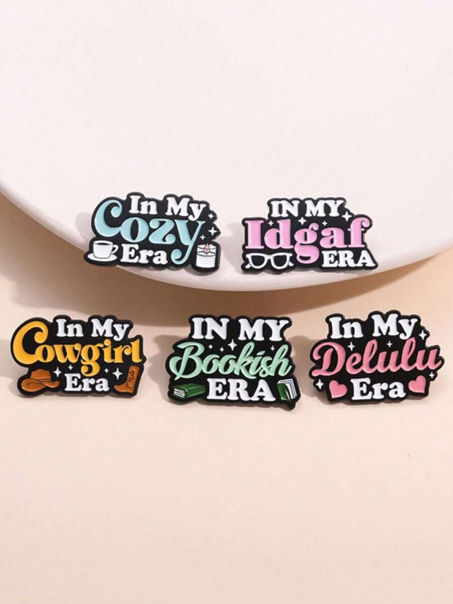 1pc "In My Scholarly Era" Motivational English Metal Badge, Stylish Metal Book Brooch Pin Scarf Buckle Dress Accessories Pin For Clothes Bag Charm Backpack For School Office Accessories Shirts Jacket Jewelry Christmas Halloween Clothes Pin Funny Cute Teacher Gifts Costume Accessories Bag Charms - Multicolor - View 1