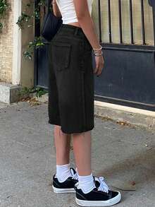 Y2K街头风中腰破洞毛边阔腿百慕大及膝牛仔短裤 - 黑色 - 查看 2