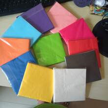 1 stuk kleine tissue servetten, uitgevouwen afmetingen 25*25 cm [gevouwen afmetingen 12,5*12,5 cm], wegwerp feestartikelen, effen roze, groene, blauwe tissue papieren servetten, enkellaags bedrukt enkelzijdig papieren servet
