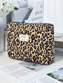 Borsa organizer per il trucco di moda con stampa leopardata, borsa da toilette da viaggio di grande capacità, pochette cosmetica, regalo per vacanze, ritorno a scuola, conferenze, feste, casa, organizer da viaggio per il trucco, accessori con cerniera, decorazione per la stanza, borse, borsa per il trucco, vanità, viaggio, borsa per il trucco, accessori da viaggio, organizer, stoccaggio, accessori da viaggio, organizer per il trucco, borse per il trucco, borsa da toilette, organizer da scrivania, borsa cosmetica, pochette per il trucco, organizzatore per il trucco, accessori per la vanità, pochette per il trucco, borse per il trucco, borsa cosmetica, organizzatore per il trucco, viaggio, pochette per il trucco, borsa, vanità, pochette per il trucco, accessori da viaggio, borsa a bustina, accessori da viaggio, accessori per la vanità, borsa per il trucco piccola, pochette per il trucco, borsa cosmetica, accessori da viaggio, grande capacità - Multicolore - Visualizzare 16