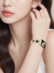 1pc Compatible With Apple Watch Band Watch Strap Women, Black Five Leaf Clover Diamond Golden Copper Strap, Summer Flowers Metal Bracelet,Compatible With Apple Watch 38/40/41/42/44/45/46/49 Mm, Compatible With Apple Watches Series Ultra3/2/1/Se/10/9/8/7/6/5 4/3/2/1, Ms Old Money Wind High Fashion Accessories