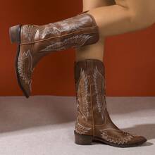 2025 New Genuine Leather Rivet Retro Western Cowboy Boots, Versatile V-Cut Embroidered Riding Boots, Pointed Toe Mid-Calf Boots For Women - Brown - View 4