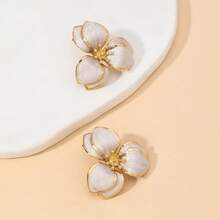 1 对简约白色滴油甜美风格铁耳钉，适合度假、休闲和约会 - 白色 - 查看 7