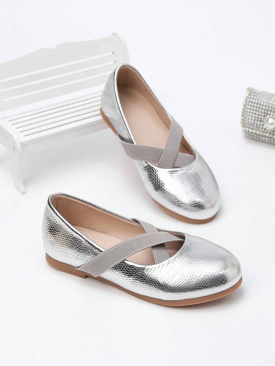 Zapatos planos plateados para niños Zantong 2025, zapatos planos tipo bailarina con correa en el tobillo para niñas, zapatos Mary Jane con flores para niña de las flores para boda, fiesta, escuela, apropiados para niños pequeños y jóvenes