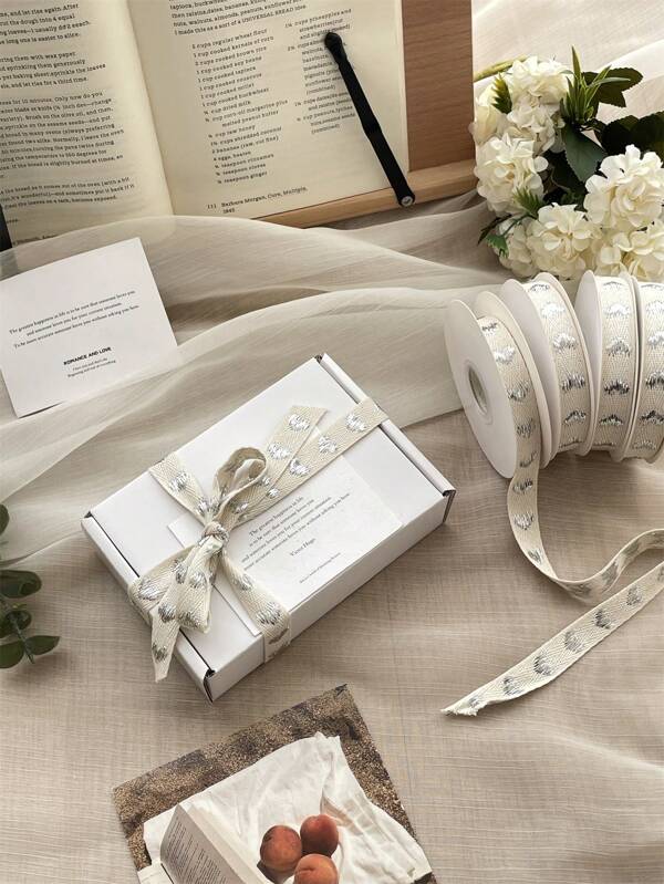 Holiday Ribbon Decorations Heart Ribbon Gift Packaging Woven Ribbons Handmade DIY Strings Korean Style Floral Binding String Cake Birthday Box Packaging Colored Ribbons Gift Packaging Braided Ties Bows Fresh Flowers Bouquet Gift Cake Packaging Satin Ribbons