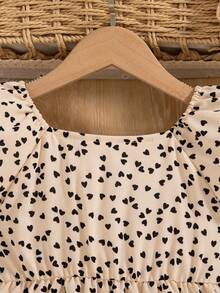 少女情人节爱心印花方领泡泡袖鱼尾连衣裙 - 杏色 - 查看 4