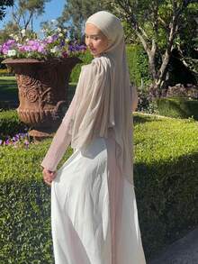 1件女士时尚双色渐变睡袍，柔和春日色调长袖，端庄得体