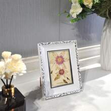 1pc Retro Style Picture Frames For Wall And Table,White Golden Silvery Dark Gray Rose Color,Suitable For 3.5x5in/4x6in/5x7in/6x8in/8x10in/A4 Photo Paper Exquisite Room Decor And Beautiful Wall Decor,Suitable For Various Indoor Scenes Such As Bedrooms, Offices, Restaurants, Corridors, Etc.,As A Gift For Mother's Day, Father's Day, Halloween, Christmas, New Year. Without Cardboard And Photo Paper