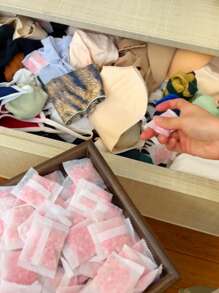 48 pezzi, profumo repellente per insetti per abbigliamento, sacchetti profumati alla rosa assorbenti umidità, profumatore naturale per guardaroba, diffusore di aromaterapia per guardaroba, deodorante floreale per la casa, bustina assorbente umidità per guardaroba - adatto per guardaroba domestici, armadi per scarpe, scatole per calze, bagni, cucine, auto, cantine, ecc.