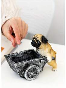 Cendrier en résine créatif en forme de carré de chien carlin. Accessoire de décoration d'intérieur, de bar, cadeau de fantaisie personnalisé sans électricité