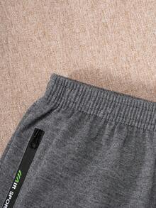 Tween-Jungen 3-teiliges Set mit bequemen Shorts im Street-Style mit grafischen Reißverschlusstaschen, geeignet für den Alltag, Sport, Freizeit und Urlaub - Verschiedenfarbig - Übersicht 3
