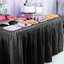 Juego de mantel y falda de mesa, falda de mesa desechable de 29 in x 14 ft y mantel de plástico de 54 x 108 in para mesas rectangulares, bodas, fiestas de bufé, fiestas de cumpleaños, decoraciones de baby shower, Navidad, San Valentín, Pascua (Blanco, Negro, Rosa, Azul)