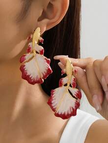 1 Pair Red Wedding Dress Ruffle Design Resin Goldfish Earrings - Betta Fish Earrings - View 1