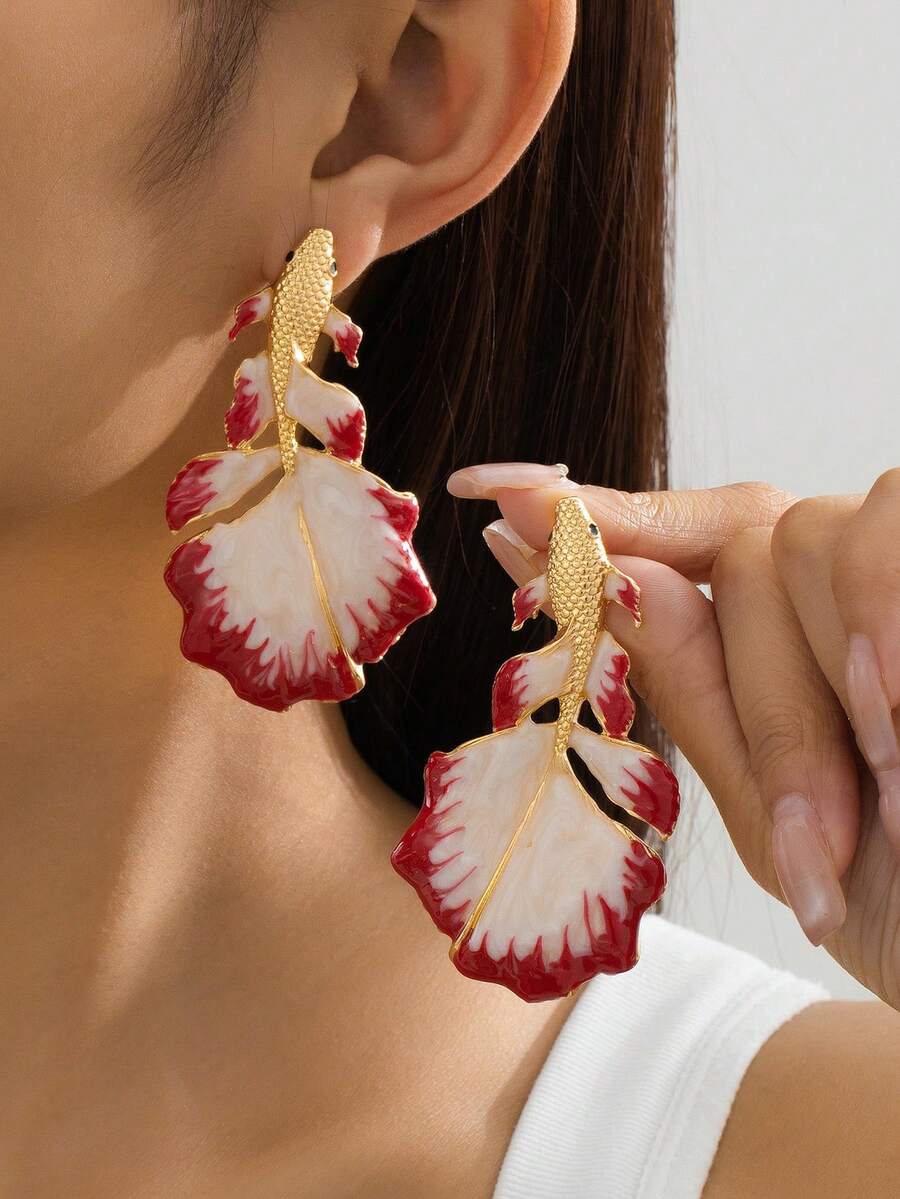 1 Pair Red Wedding Dress Ruffle Design Resin Goldfish Earrings - Betta Fish Earrings - View 1