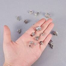 120 pièces 30 styles de bails, perles, pendentifs, fermoirs connecteurs pour la création de bijoux. Convient aux bracelets de charme européens, en argent antique