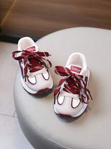1 paire de baskets mode antidérapantes et légères à lacets, convenant aux garçons, aux filles, à la course en extérieur, toute saison