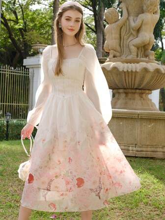 女士花卉印花方领灯笼袖优雅连衣裙，适合度假