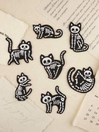 7pcs Assorted Black & White Skull & Cat Embroidered Patches, Interesting Polyester Iron-On/Sew-On Embroidery Appliques, Suitable For DIY Clothing, Bags, Shoes, Hats