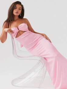 Women's Beach - Ready Strapless Long Dress With Cut - Out Detail And All - Over Flower Design - Pink - View 2