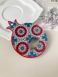 1pc Bohemian Style Pomegranate Shaped Symmetrical Floral Pattern Debossed Gold Foil Magnetic Bottle Opener, Suitable For Home Decor, Daily Use And Birthday/Holiday Gifts