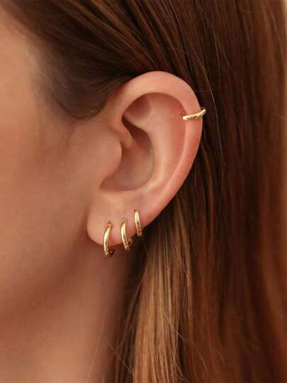 8pcs Stainless Steel Gold Hoops Earrings Set For Women And Men,Lightweight Mini Earrings Set,14K Gold Plated Stack Cartilage Earrings - Sleek Mini Circular Hoops, Hypoallergenic, Ideal For Multiple Piercings, Perfect For Casual Attire And Special Occasions, Gift Set, Best For Christmas,Holidays,Everyday, Wearable Helix Piercing Jewelry