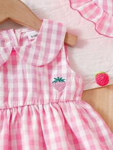 Baby Girls Strawberry Embroidery Plaid Sleeveless Dress With Hat, Vacation Style, Suitable For Outing, Party And Spring/Summer - Pink - View 5