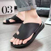 1 Pair Men's Fashionable Lightweight Flip Flops - Comfortable, Non-Slip, Durable Thong Sandals For Beach, Camping And Casual Wear, Black & White Design