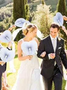 12pcs-White Heart Shaped Folding Paper Fan, Wedding Ceremony Decoration,White Heart Shaped Folding Paper Hand Fans For Weddings And Travel Valentine's Day Valentines,Paper Fans,White Bulk Folding Foldable Hand Handheld Fans Wedding Decorations Heart Round Shaped Accordion Fans