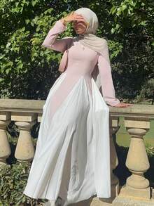 1件女士时尚双色渐变睡袍，柔和春日色调长袖，端庄得体