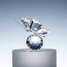 زخرفة فراشة بلورية أنيقة وعصرية - متعدد الألوان - مشاهدة 9