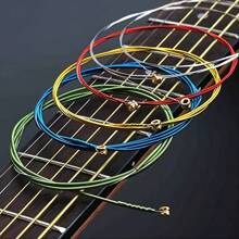 Set de 6 cuerdas de guitarra de colores múltiples, cuerdas de guitarra clásica con recubrimiento de aleación - Duradero recubrimiento arcoíris, apropiado para guitarras acústicas, mejora la calidad del sonido y el estilo