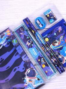 1 Set de suministros de papelería de regalo con diseño de dibujos animados para estudiantes que incluye estuche para lápices, bolsa con cremallera y artículos de papelería en una caja con diseño de regreso a la escuela