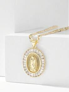 一件经典欧美风格低过敏性铜镶嵌锆石时尚信仰瓜达卢佩圣母玛利亚吊坠项链，适合圣诞节/感恩节/万圣节/母亲节/情人节情侣/朋友/圣餐仪式、宗教日常及节日佩戴