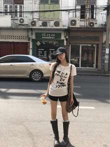 女款短袖T恤，夏季新款設計，高端小眾獨特風格，修身白色上衣休閒款 - 白色 - 查看 8