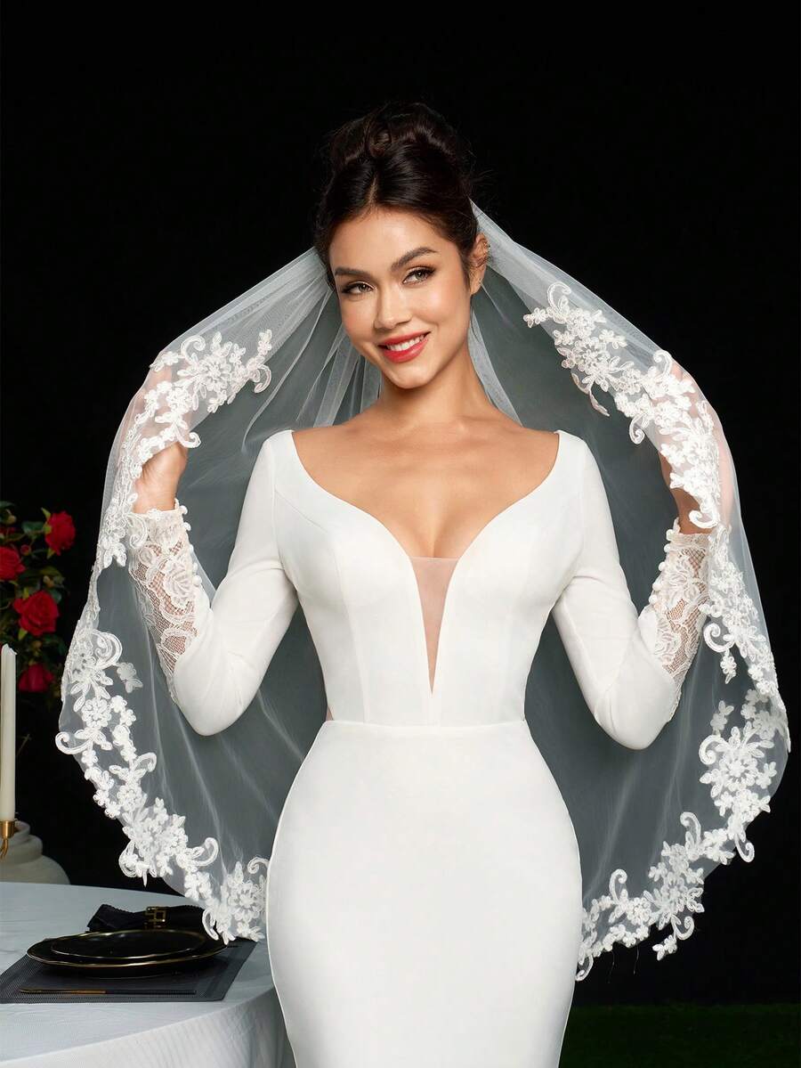 1pc Lace Applique Fingertip Length 95cm Short Bridal Veil With Comb Soft Tulle For Bride Wedding Party - Multicolor - View 1