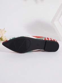 Scarpe da donna casual versatili, stile cinese casuale e moderno, punta affusolata, suola morbida e comoda, adatte per tutti i tipi di lavoro, per tutte le stagioni, con stampa a patchwork e taglie comode