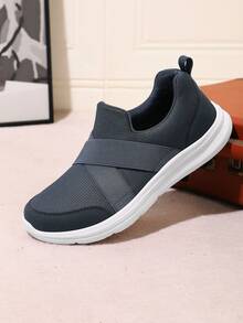 1 Pair Unisex Basic Solid Color Slip-On Breathable Lightweight Casual Sneakers For Indoor, Outdoor, Office, All Seasons - Grey - View 2