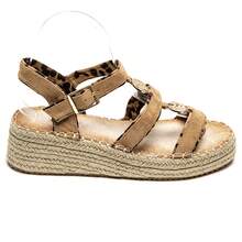 Women's Wedge Sandals With Rope Sole And Gold Medallions - Camel - View 2