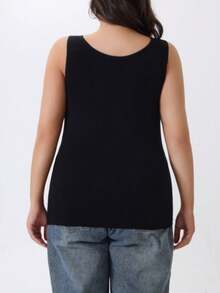 Plus Size Women Camisole Tank Top With Padded Bra, Sleeveless Vest, Comfortable & Seamless, Suitable For Spring & Summer - Black - View 3