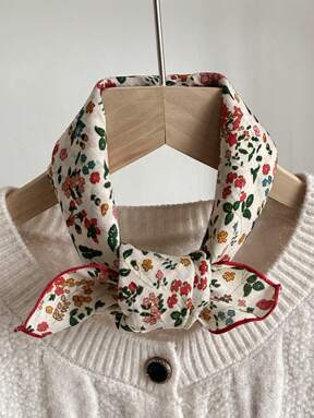 1ชิ้น ผ้าพันคอไหมผู้หญิง ผ้าพันคอสี่เหลี่ยมเล็กผู้หญิง, ผ้าคาดผมลายดอกไม้เล็กสด เข้ารหัส ตกแต่งสไตล์เรโทร สำหรับชุดเดรส