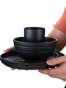 16件套防碎餐具套装，塑料材质，可用于微波炉和洗碗机，可重复使用，黑色套装包含8个盘子、4个碗和4个杯子。 - 多重規格 - 查看 3