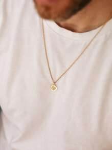 Collar con colgante de sol minimalista para hombres, joyería de moda en tono dorado adecuada para el uso diario de los hombres