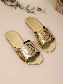 Golden Hollow European Style Summer Fashion Casual Comfortable Slippers Sandals. - Gold - View 1