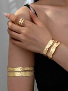 1 Set Stylish, Elegant, Simple And Versatile New Asymmetrical Hollow Shaped Bracelet