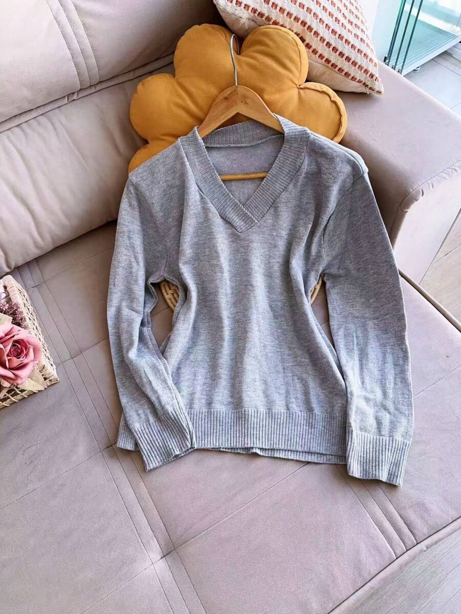 V Neck Plus Size Basic Long Sleeve Winter Knit Top Women Fashion - 淺灰色 - 查看 1