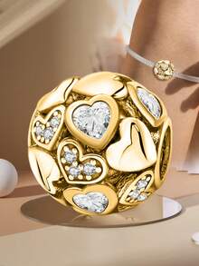 1件时尚串珠配饰，适合女士手链/手镯DIY饰品制作，也可作为日常佩戴装饰品，适合女孩佩戴。