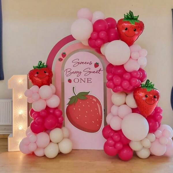 74/121st Aardbeien Ballonnen Boog Garland Kit, Witte En Roze Ballonnen Met 28 Inch Aardbeien Folie Ballonnen Voor Sweet One Berry 1e Verjaardag BabyShower Aardbeien Feest Decoraties