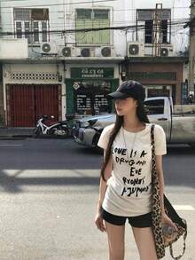 女款短袖T恤，夏季新款設計，高端小眾獨特風格，修身白色上衣休閒款 - 白色 - 查看 6