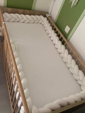 1 件婴儿床手工编织麻花针织保险杠垫，柔软厚实的婴儿摇篮、尿布台、婴儿车、婴儿床护栏